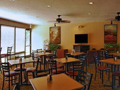 Hotel Quality - Lynchburg South 2*